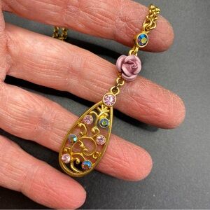 Vintage Gold Tone Floral Filigree Pendant On Chain